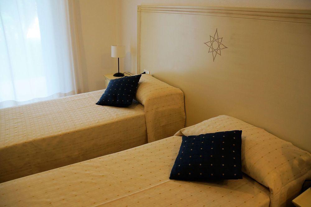 Hotel La Tartaruga Bianca Valledoria  Extérieur photo